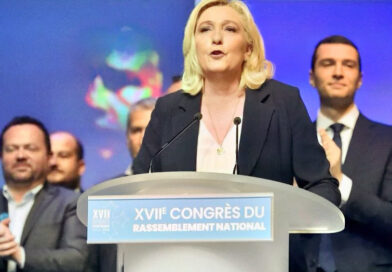 Européennes : Marine Le Pen appelle à voter RN pour faire barrage à l’extrême droite
