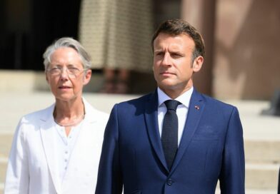 Retraites : « Je dissous le peuple s’il ne m’obéit pas ! » a avoué E. Macron à E. Borne